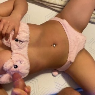 Русское порно жена трахает мужа страпоном