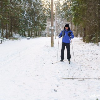 Двух роскошных телочек греет здоровым членом