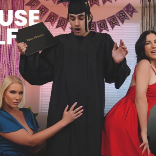 Прожарка втроем, пацанчик и зрелые самки