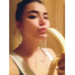 Порно групповое жесткое с пакетом на голове