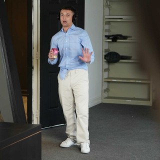 Разминает сексом классную шикарную телочку