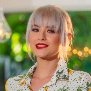 Реально разврат порно с красивыми трансухами