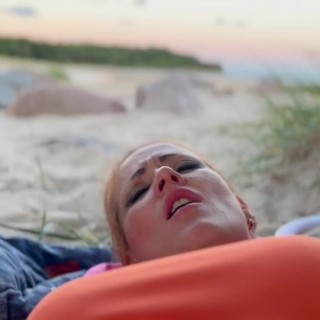 На пляже потрахал шаболду